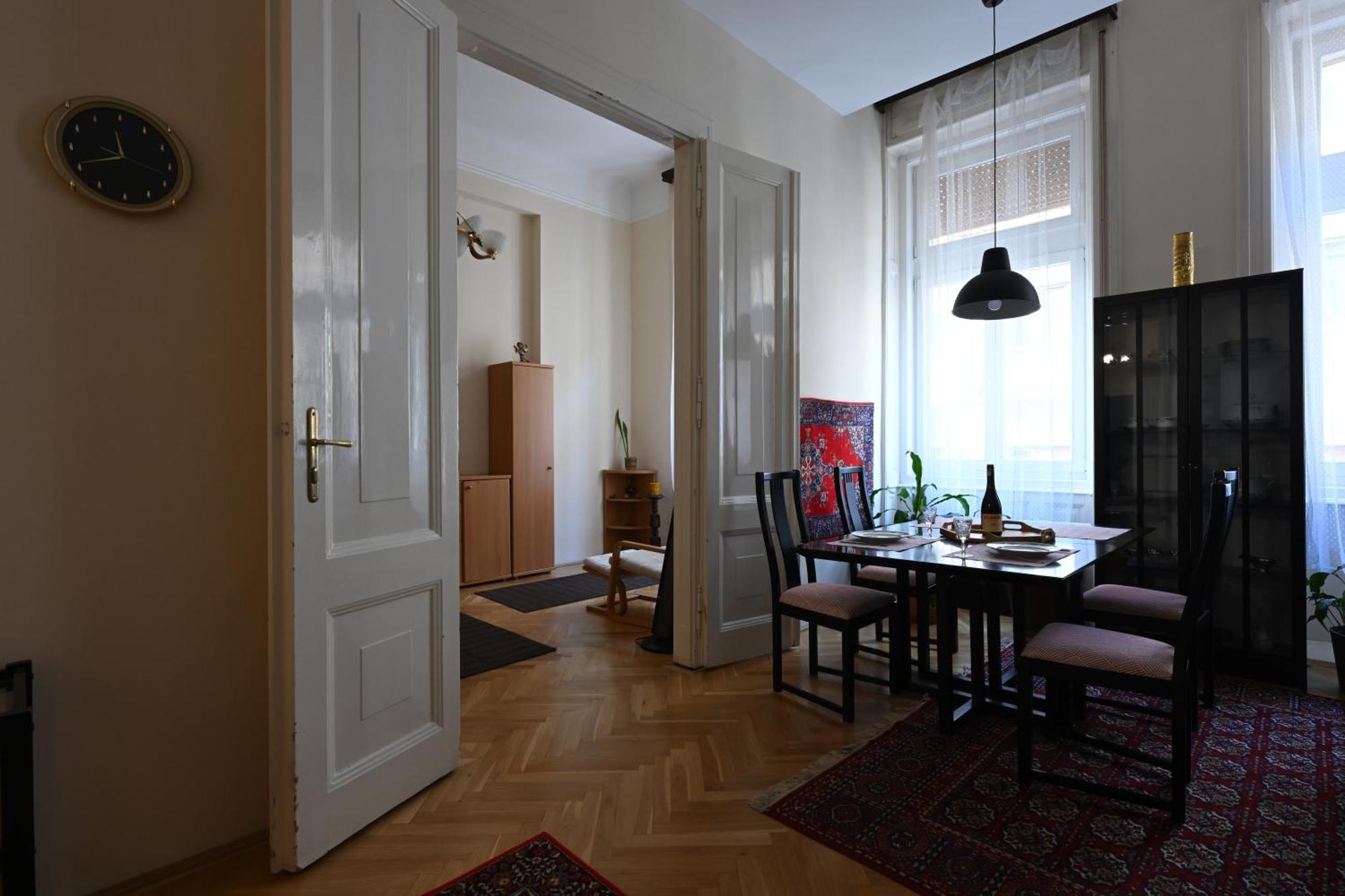 A Quiet Place In The Heart Of The City Budapest Exterior foto